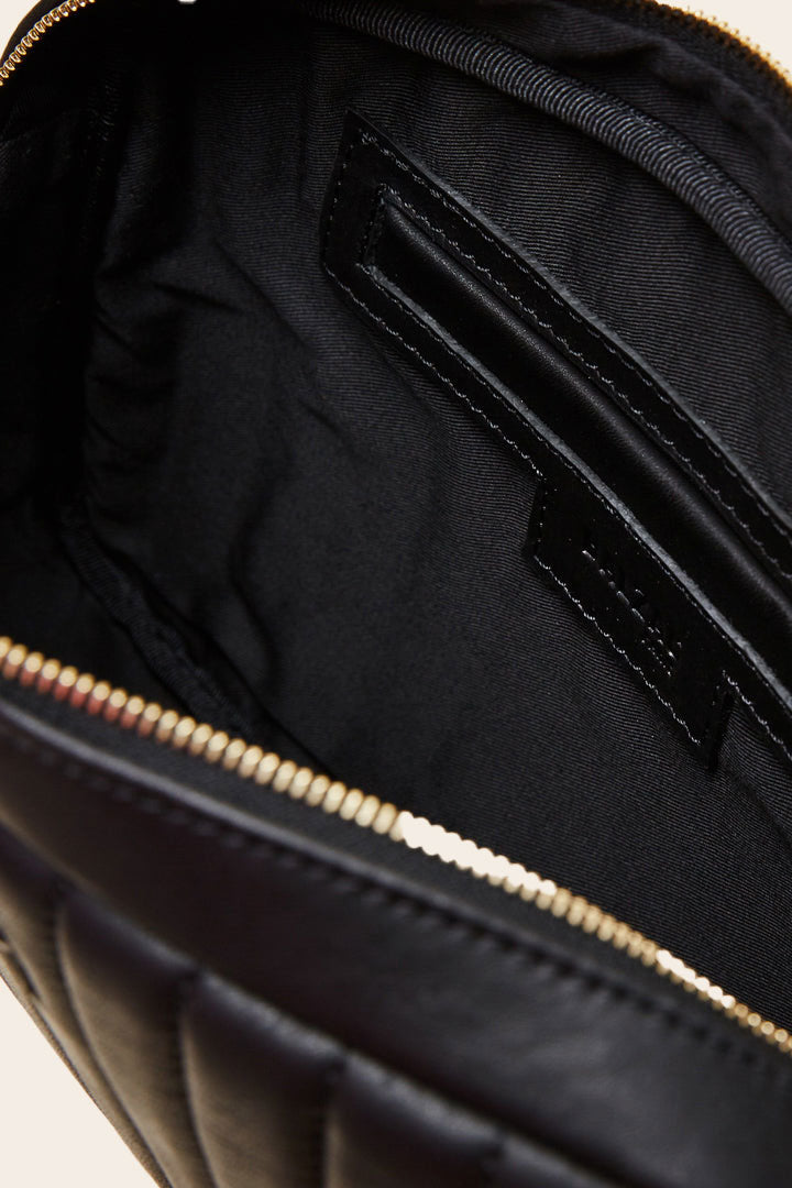 Large smooth black caesar bag