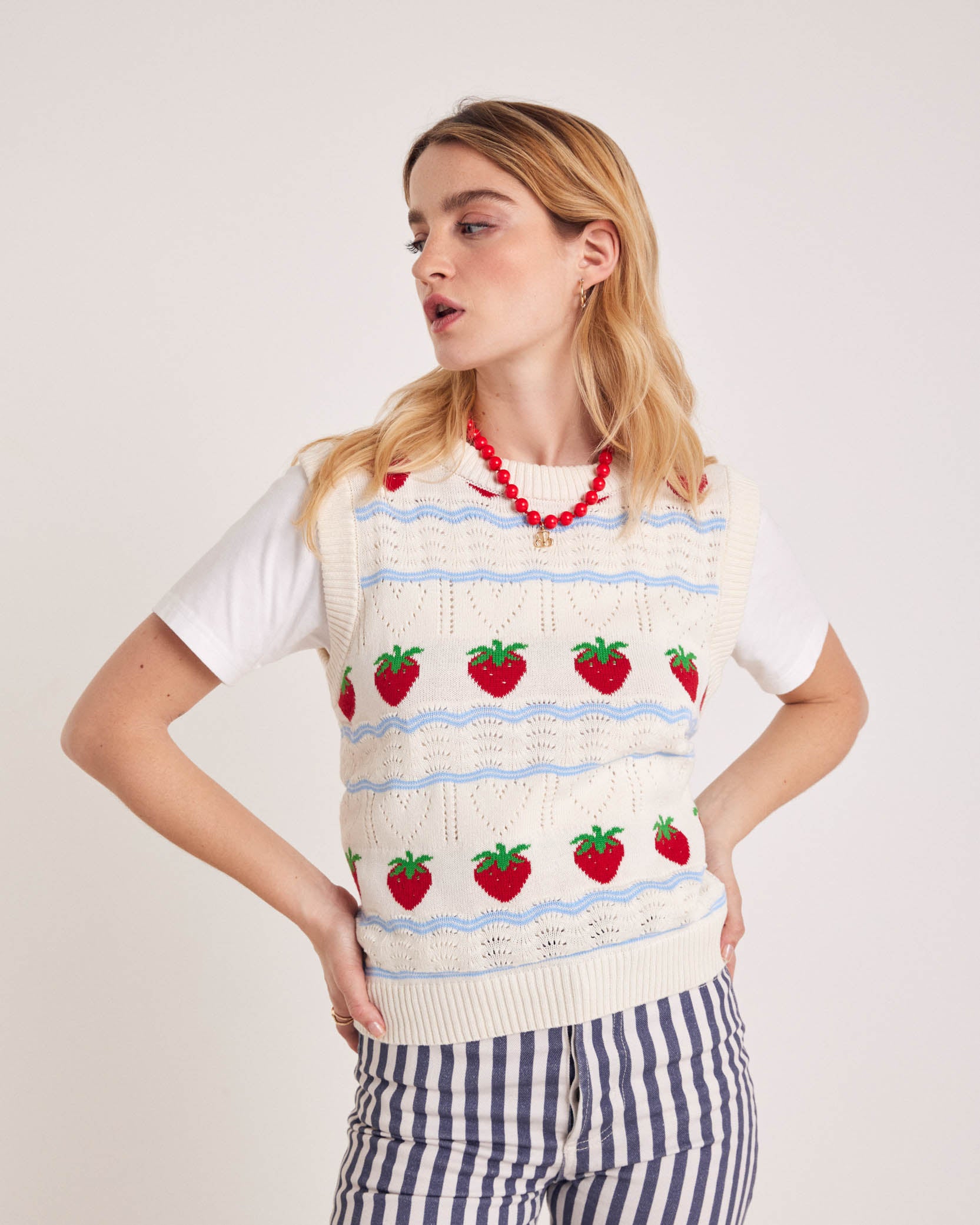 Sweater Priska ecru and fraises red