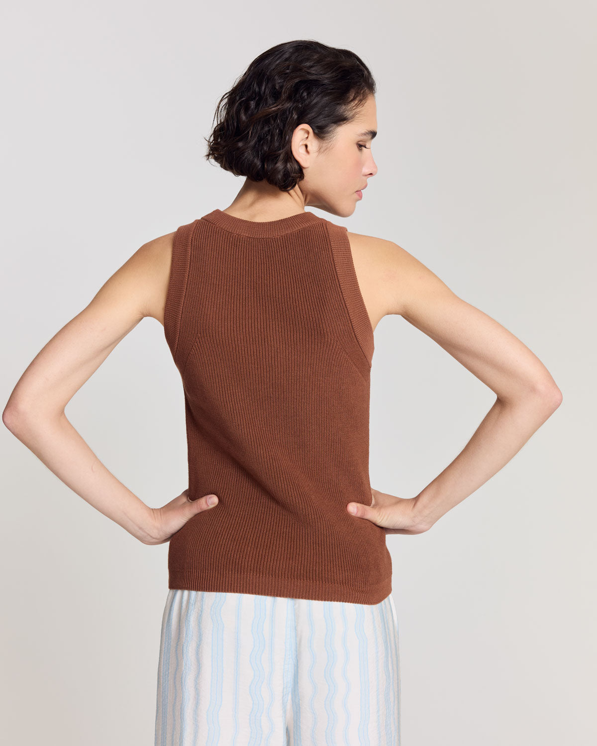 Top Kahn cinnamon