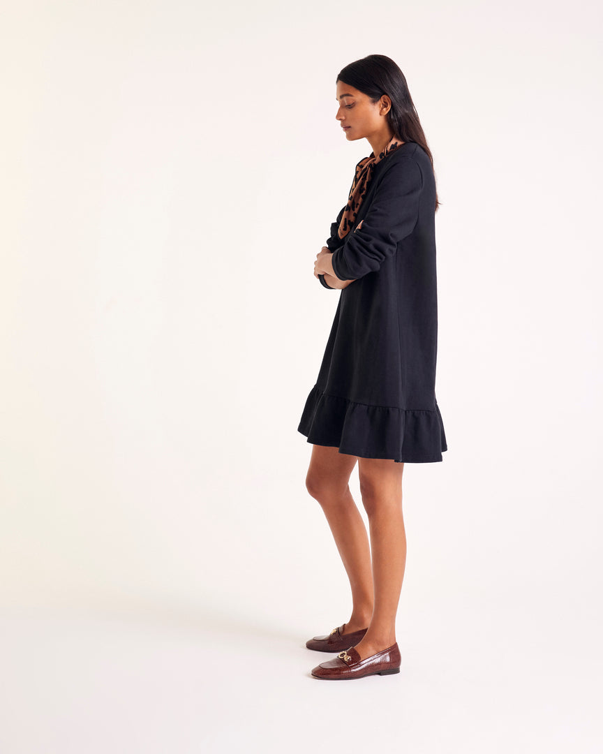 Robe noire femme : découvrez nos modèles - taille S Robe noire femme : découvrez nos modèles - taille S