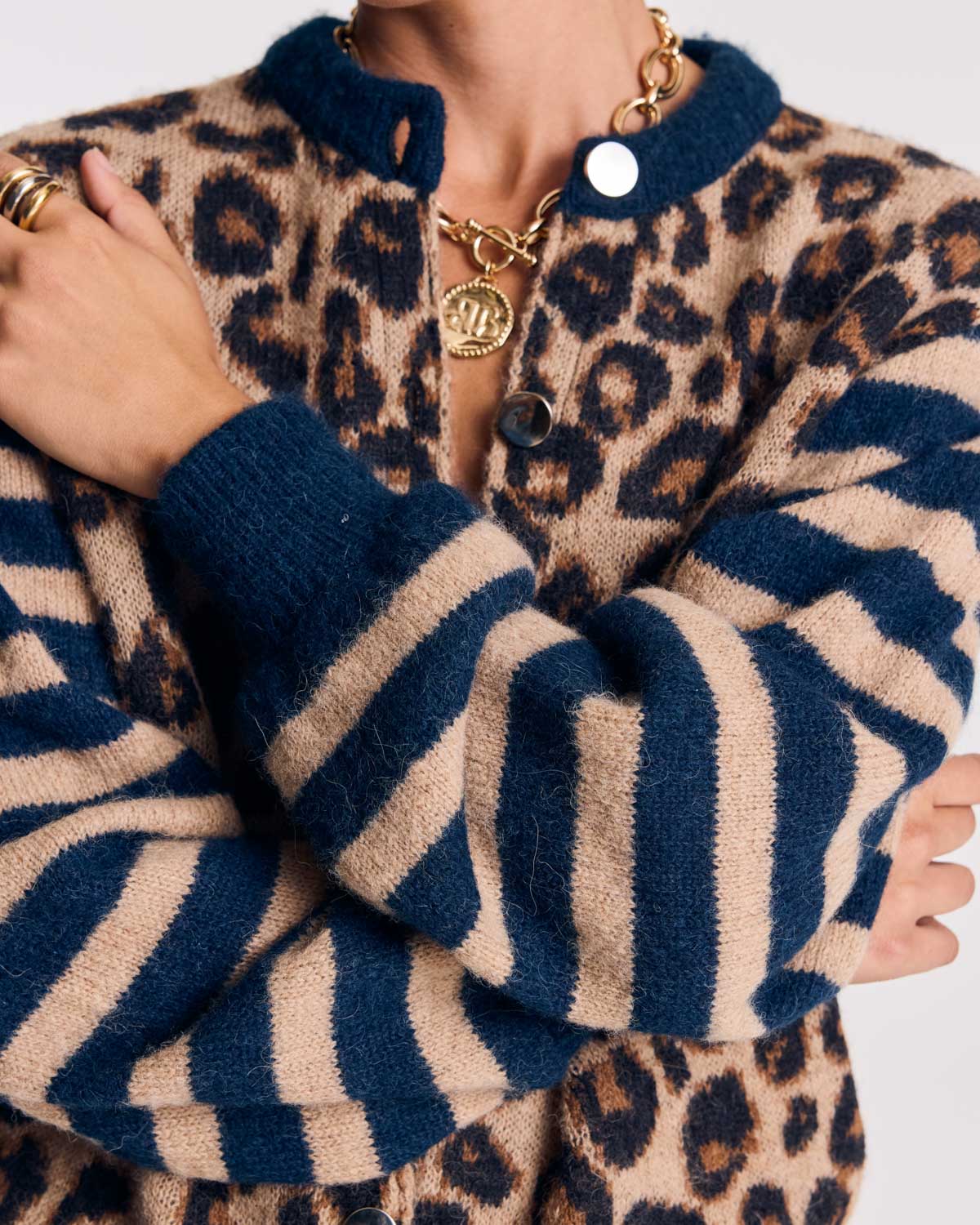 Cardigan Idole bleu et léopard