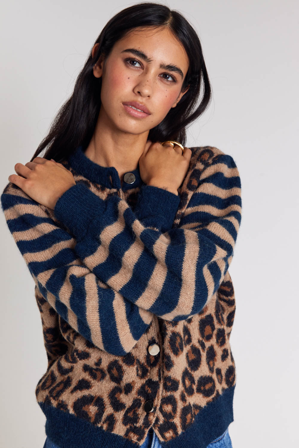 Cardigan Idole blue and leopard