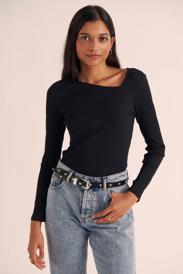 Black Cepe top