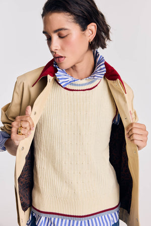 Pull Perle écru liseré bleu et rouge