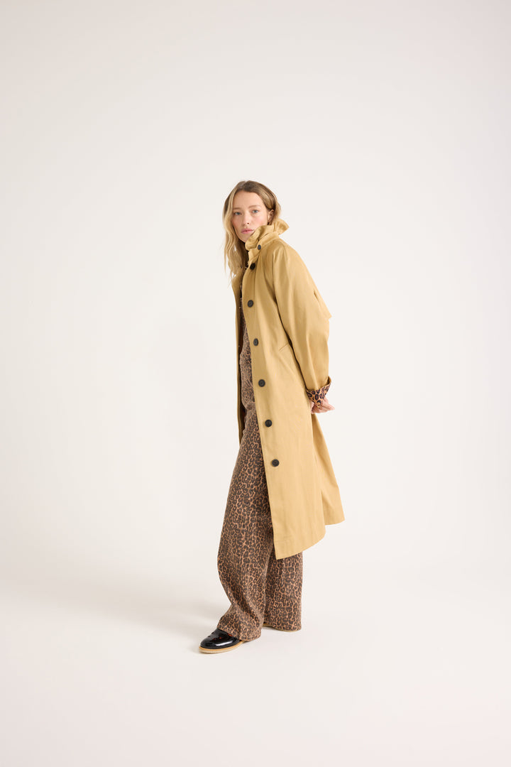 Trench Alma beige et léopard