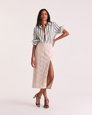 Donatelle skirt with ecru floral guipure