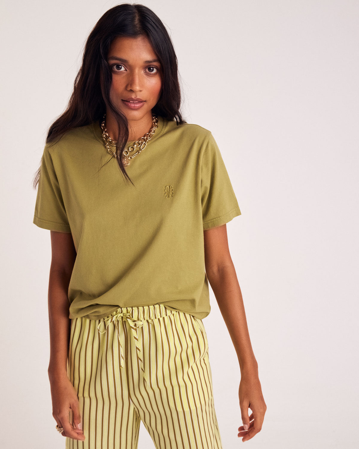 Tee-shirt Bree vert mousse brodé