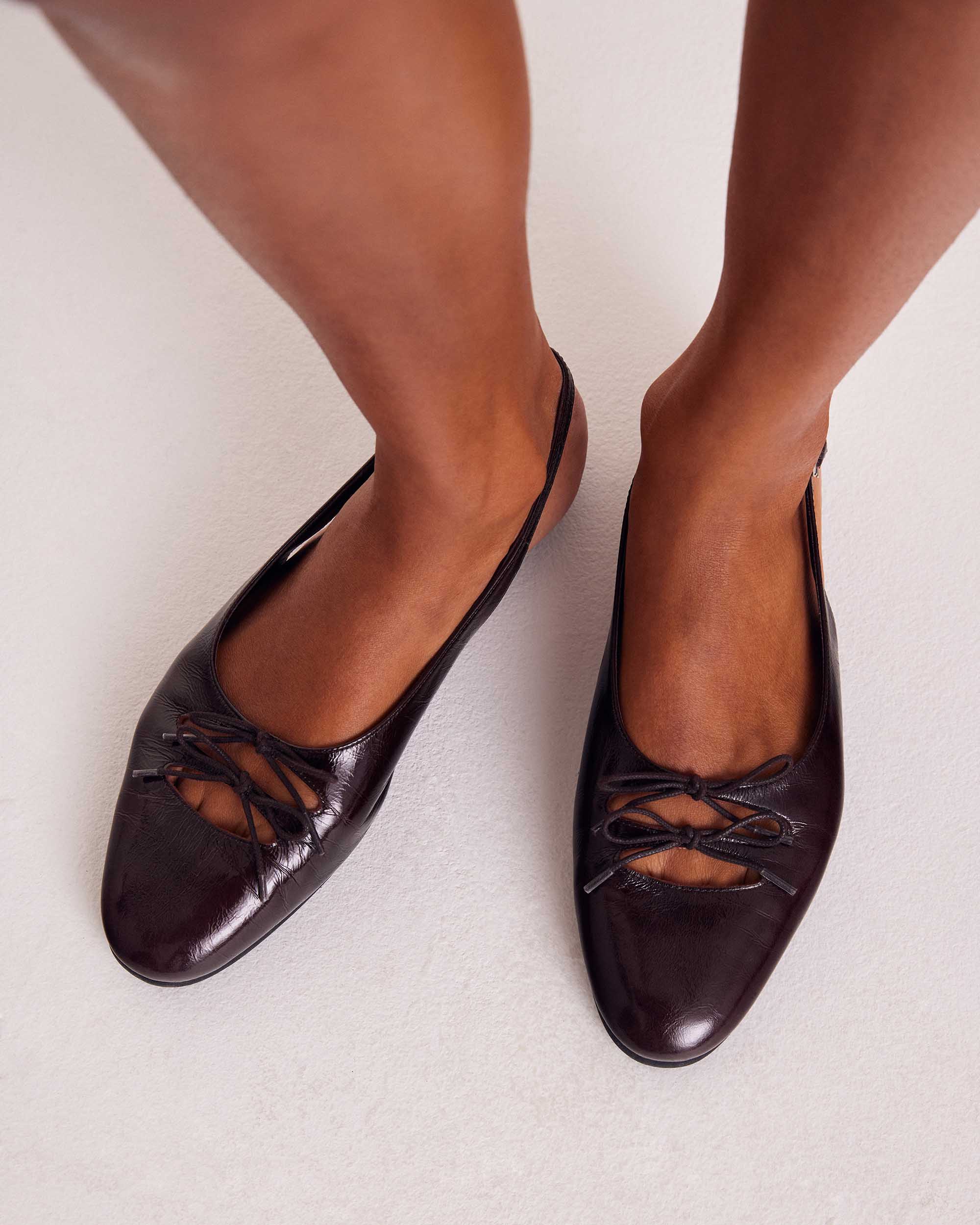Ballet flats Blanca crinkled chocolate
