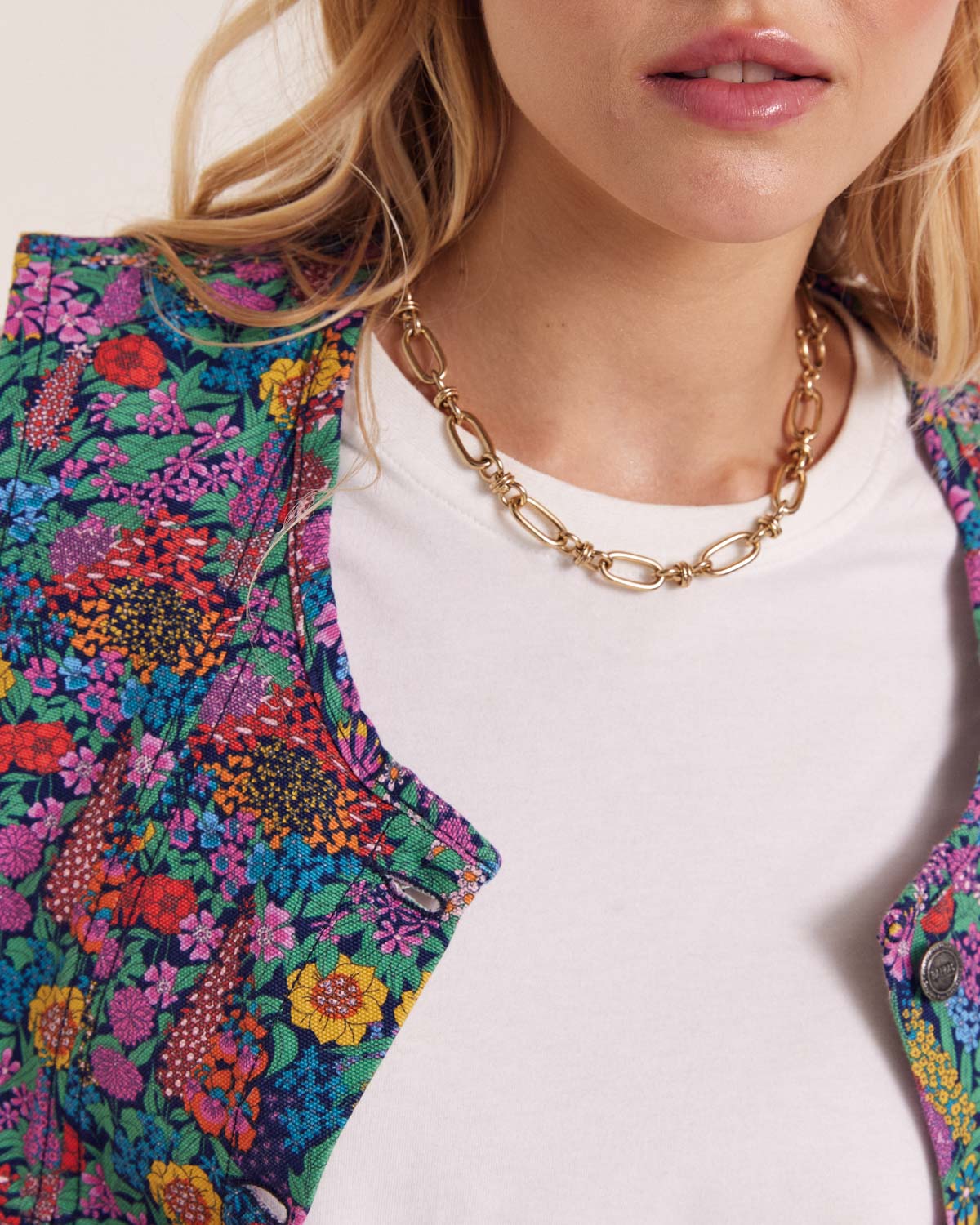 Vest Mike in fabric Liberty purple, yellow and pink