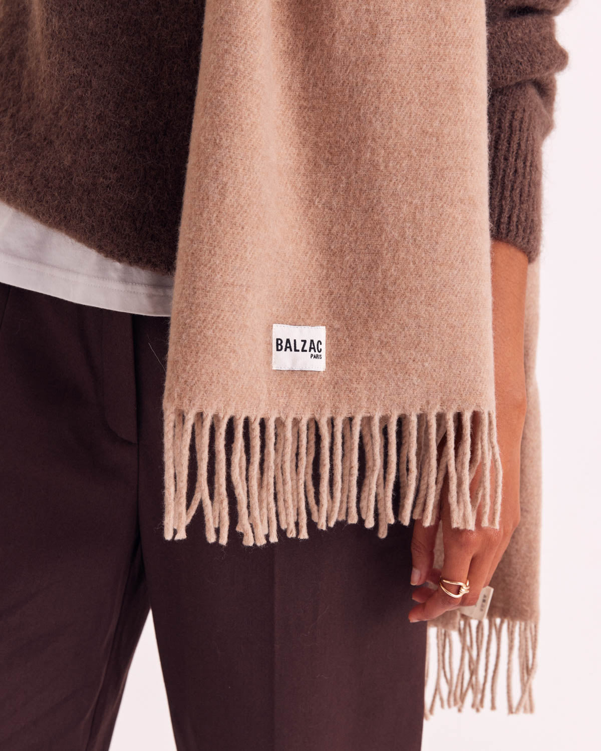 Scarf Public beige