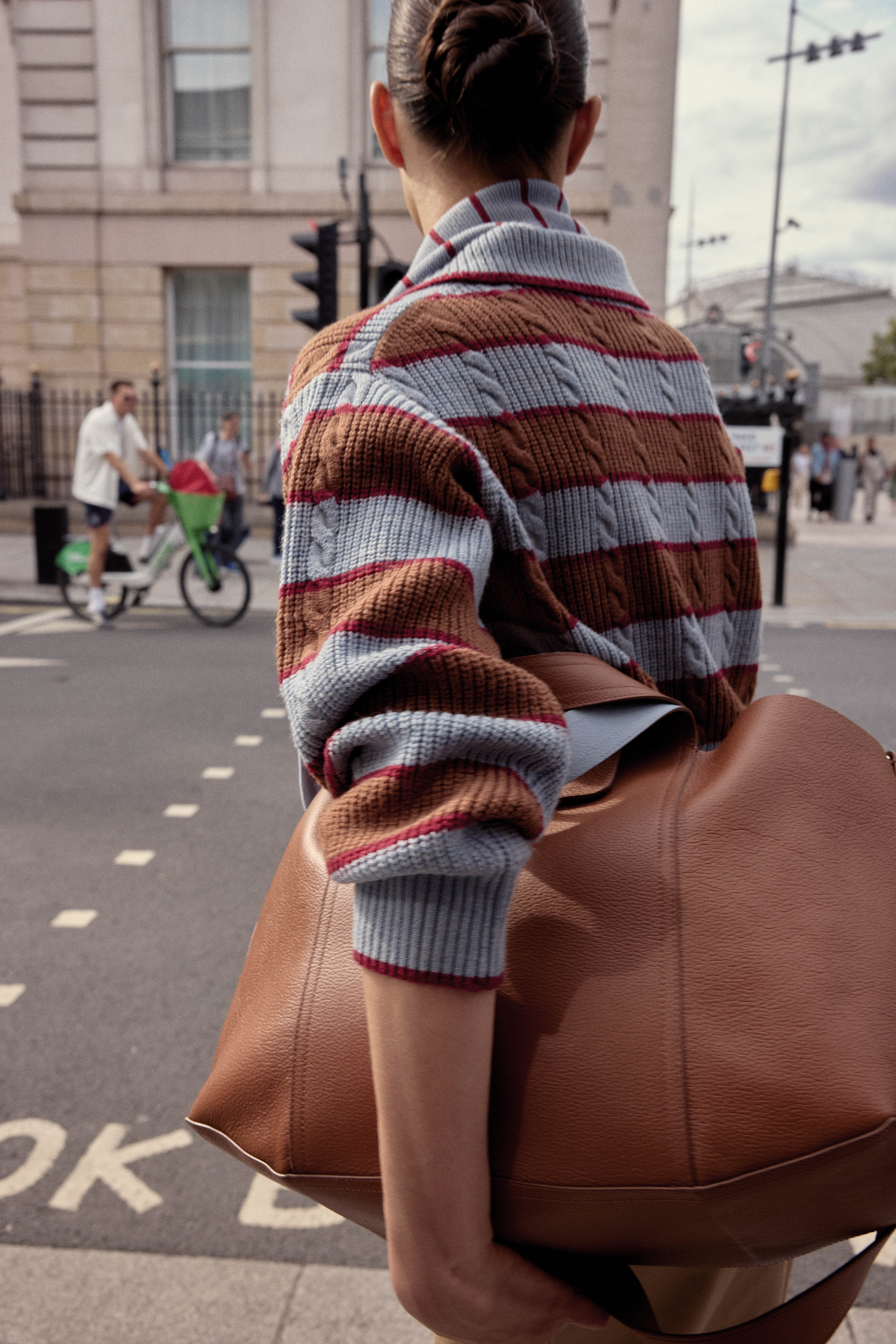 Sweater Isidore stripes blue, cinnamon and burgundy