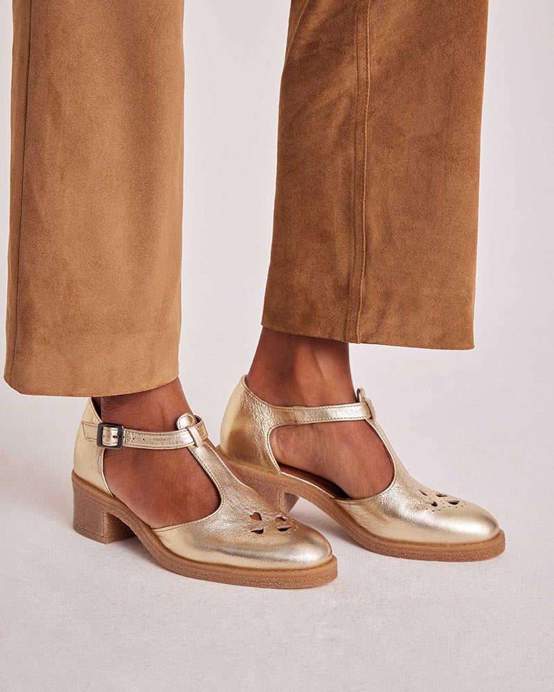 Light gold Rosie sandals