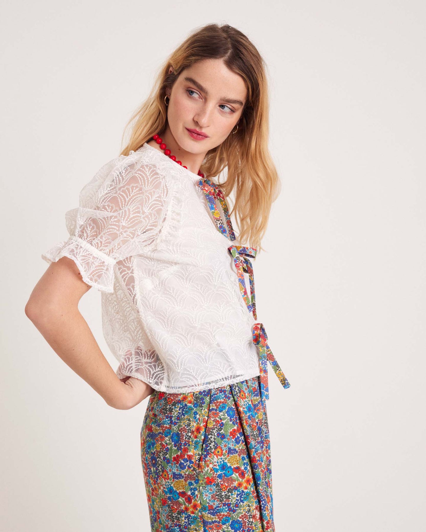 Suzanne blouse natural white lace