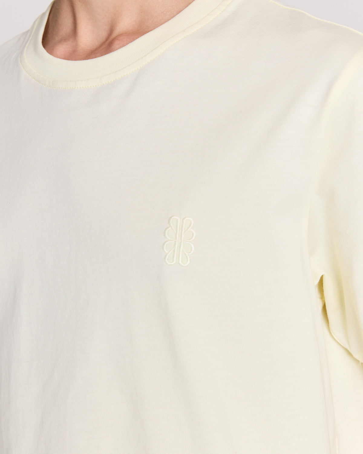 Tee-shirt Bree brodé jaune pastel