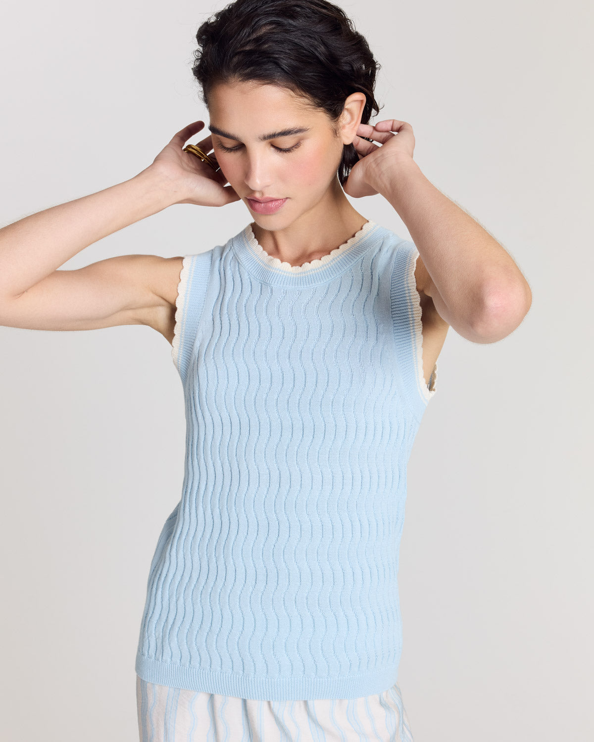 Top Kahny bleu ciel et blanc