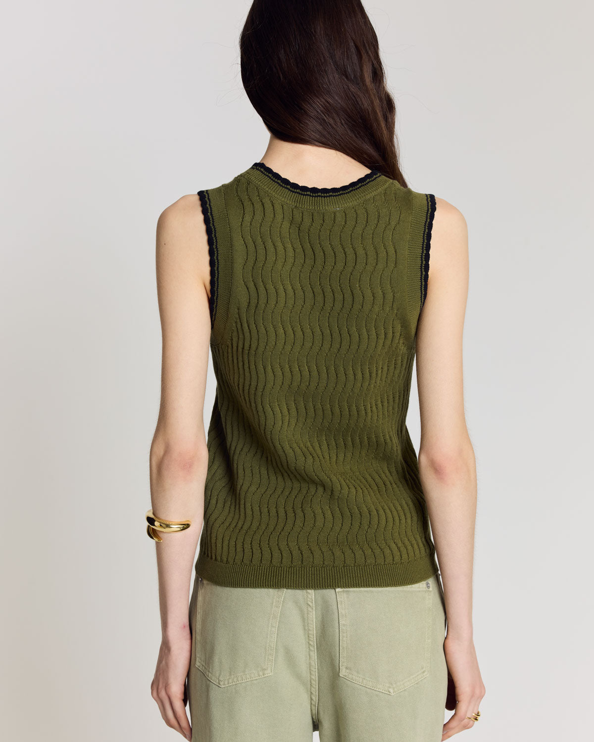 Kahny olive and black top