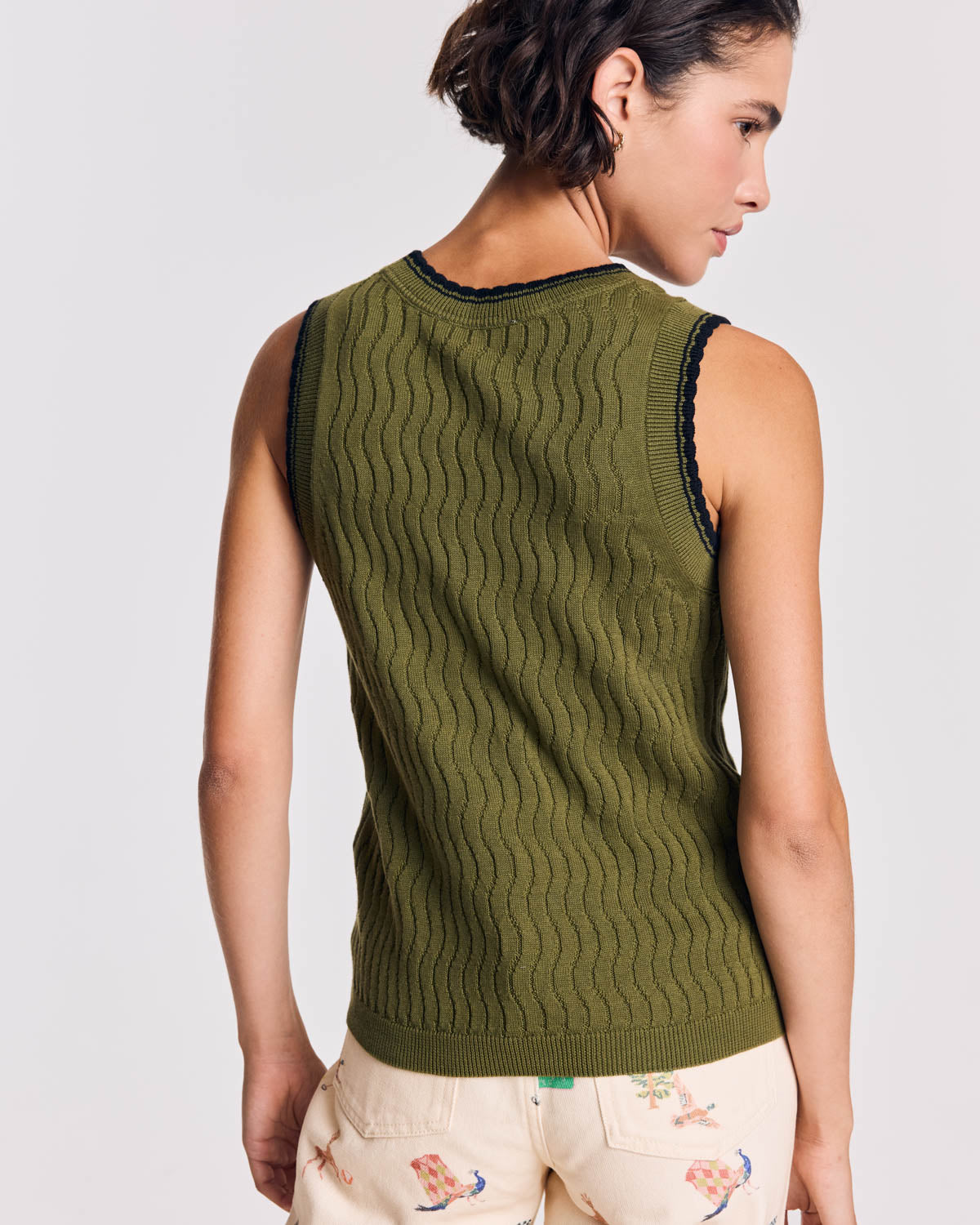Kahny olive and black top