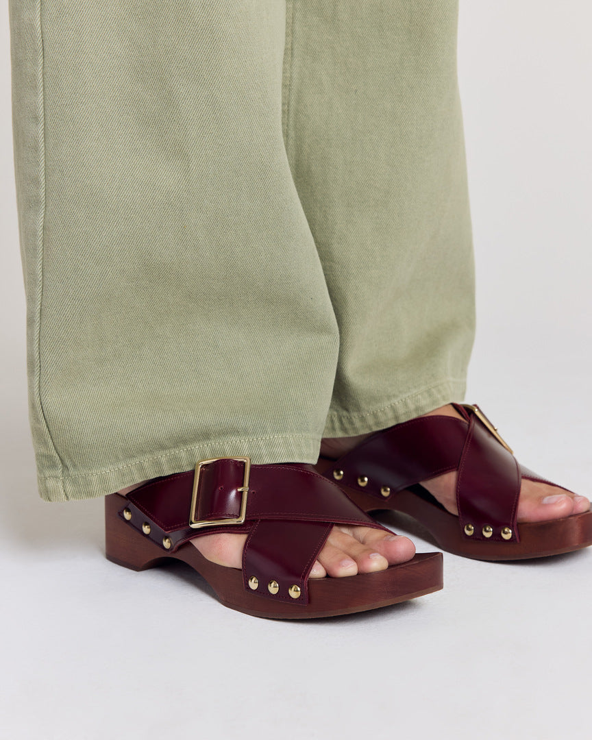 Burgundy Janis clogs