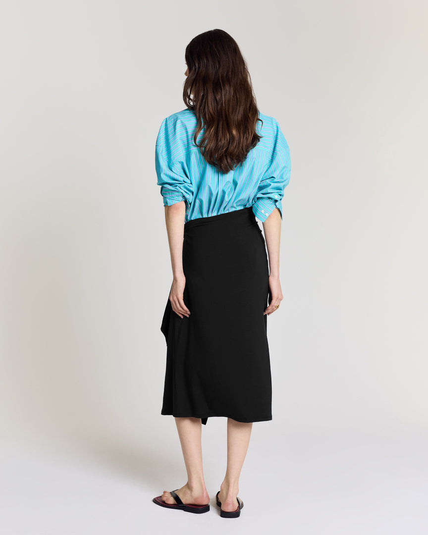Dua black skirt