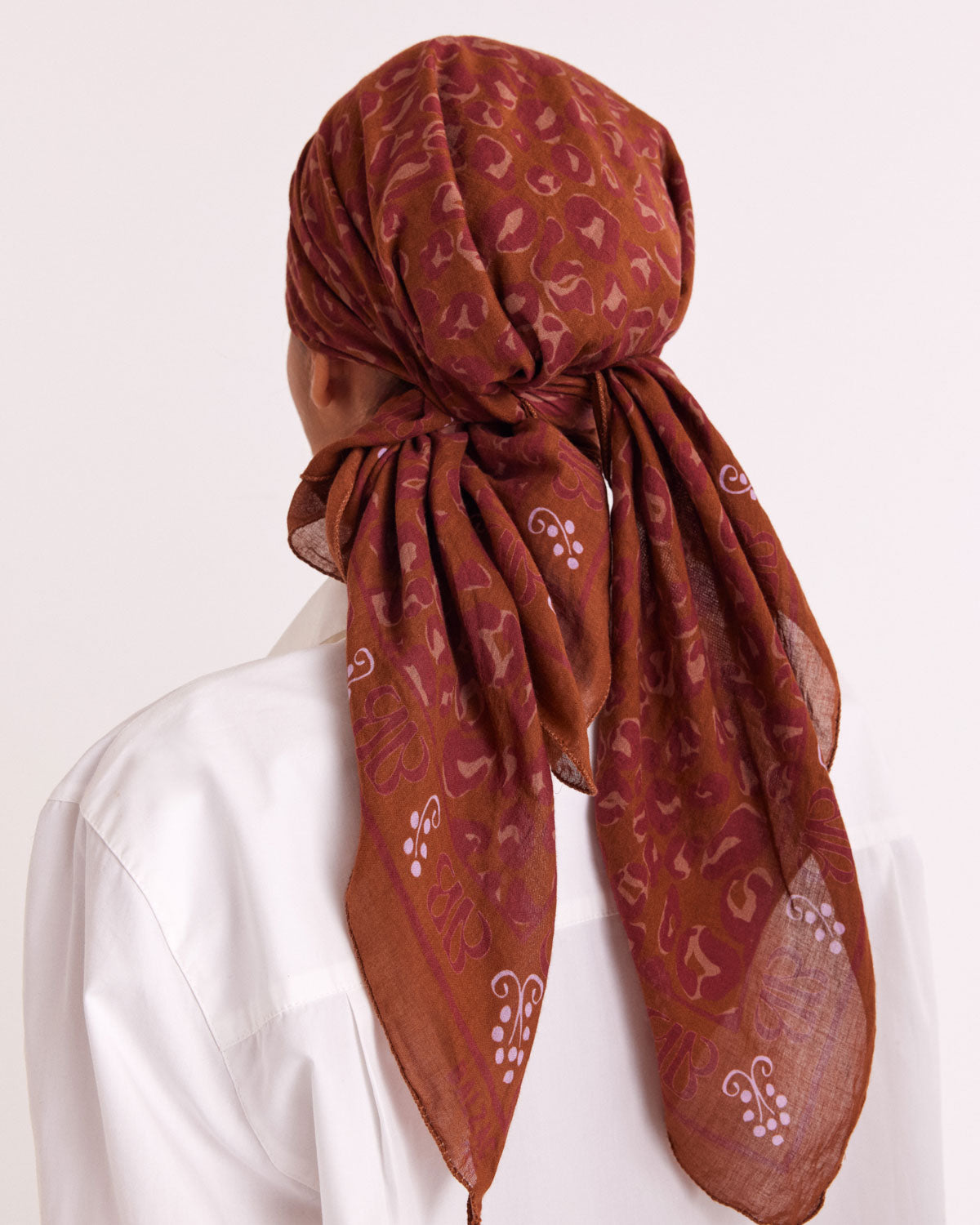 Johanna brown scarf