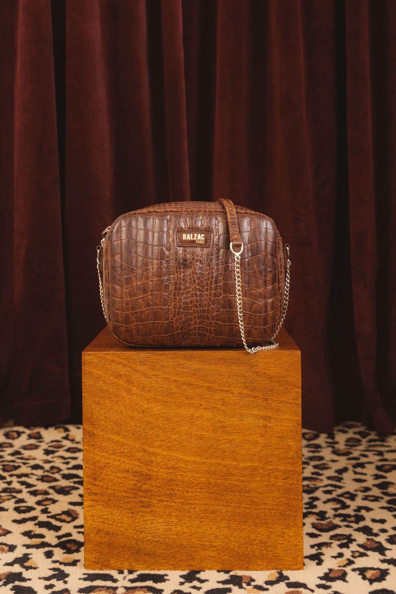 Bag César cognac embossed