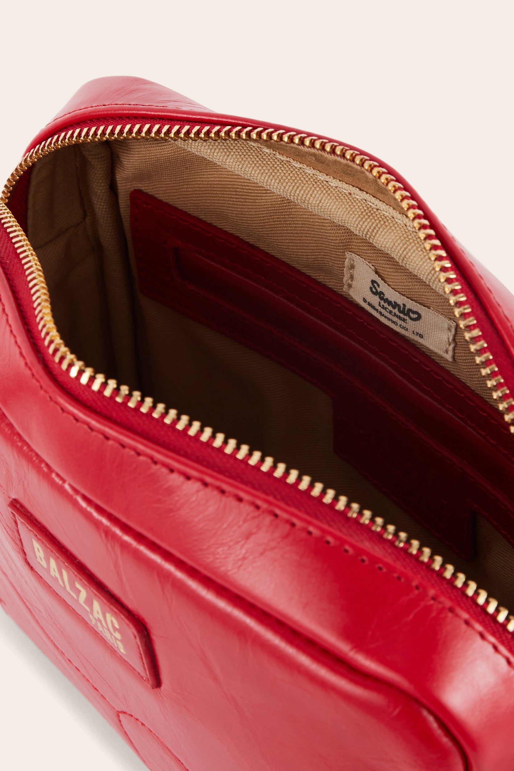 Bag Césarée Hello Kitty crinkled red