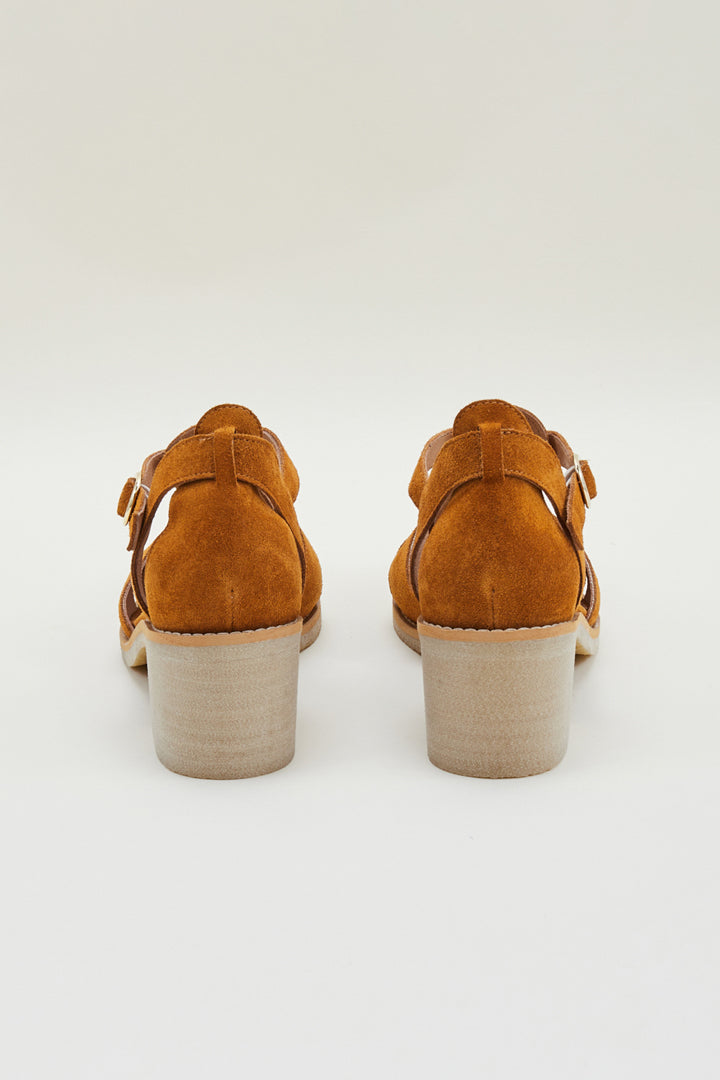 Camel Corsair sandals