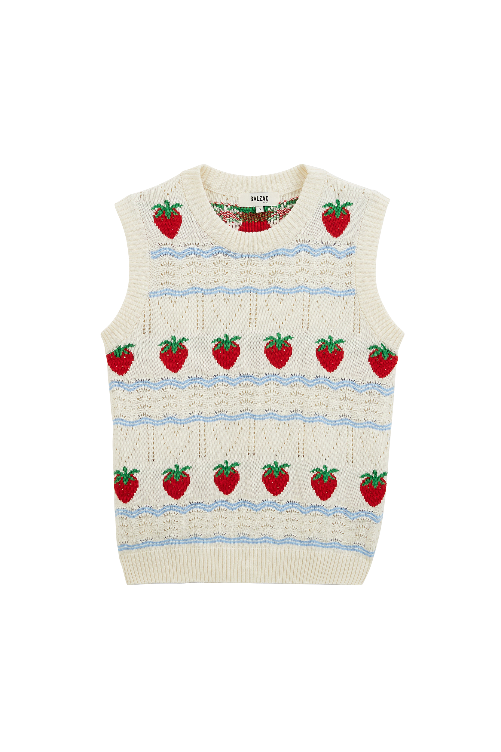Priska ecru sweater and red strawberries