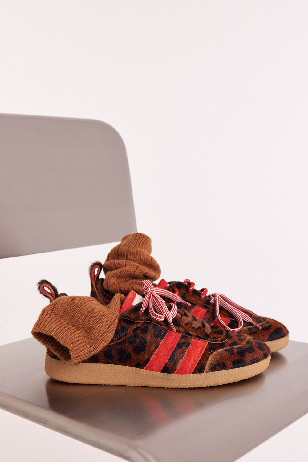 Baskets Quinn pony léopard fauve