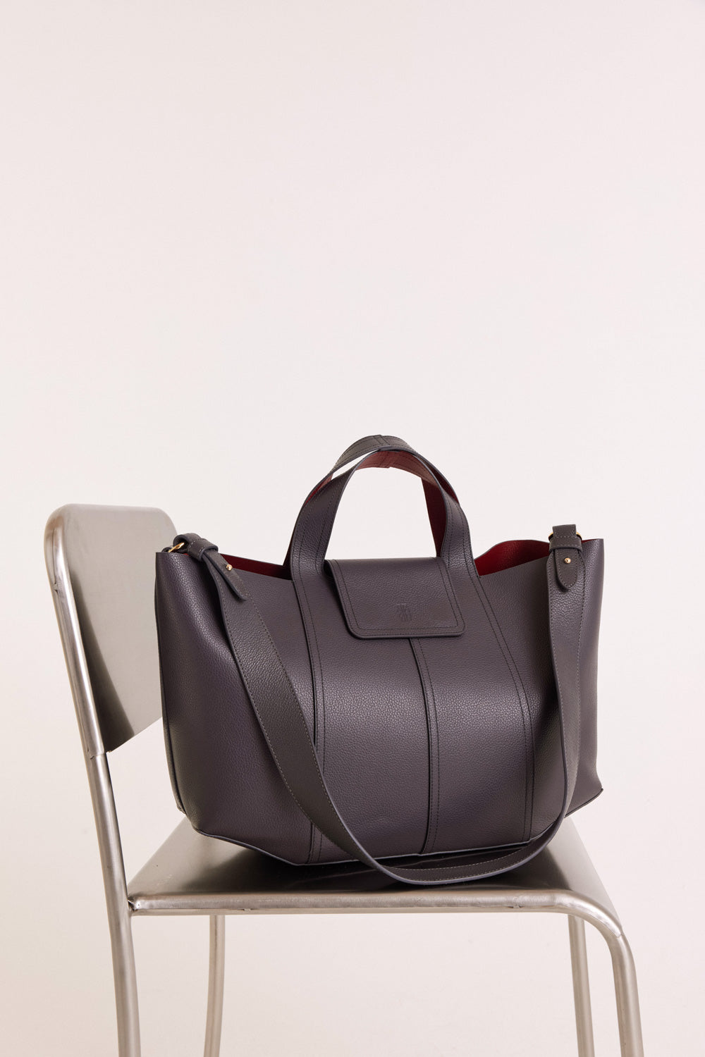 Cabas Esteban gray charcoal and lie of vin