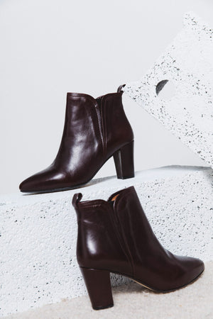 Eline burgundy ankle boots