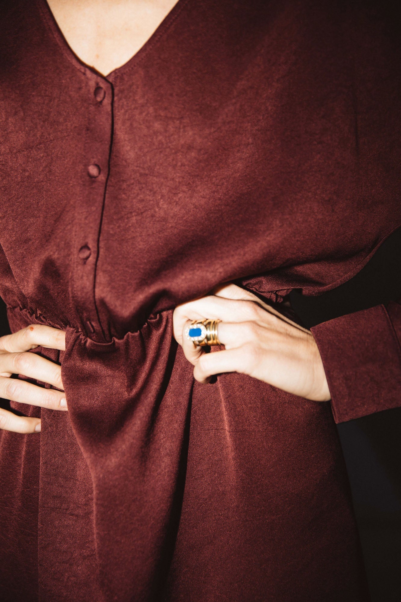 Naia Fiona elastic burgundy dress with gathered waist - Balzac Paris Naia Fiona elastic burgundy dress with gathered waist - Balzac Paris