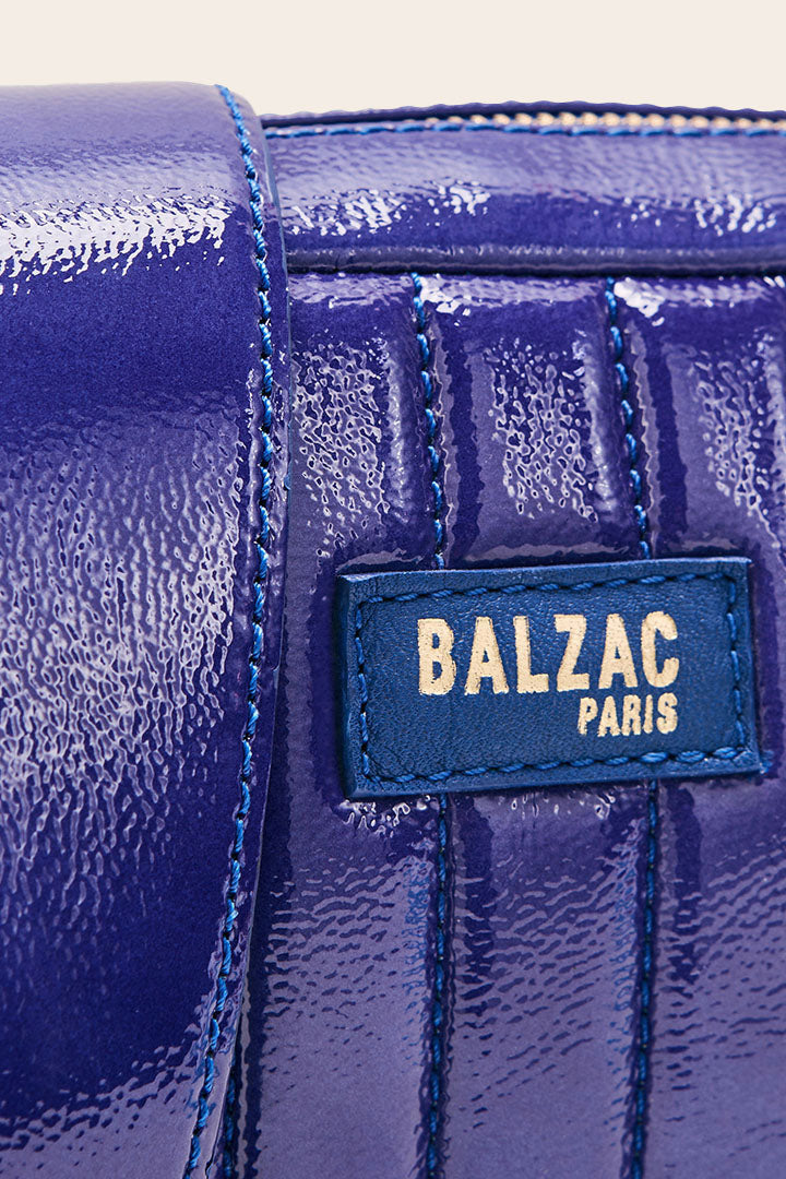 Sac César vernis froissé indigo