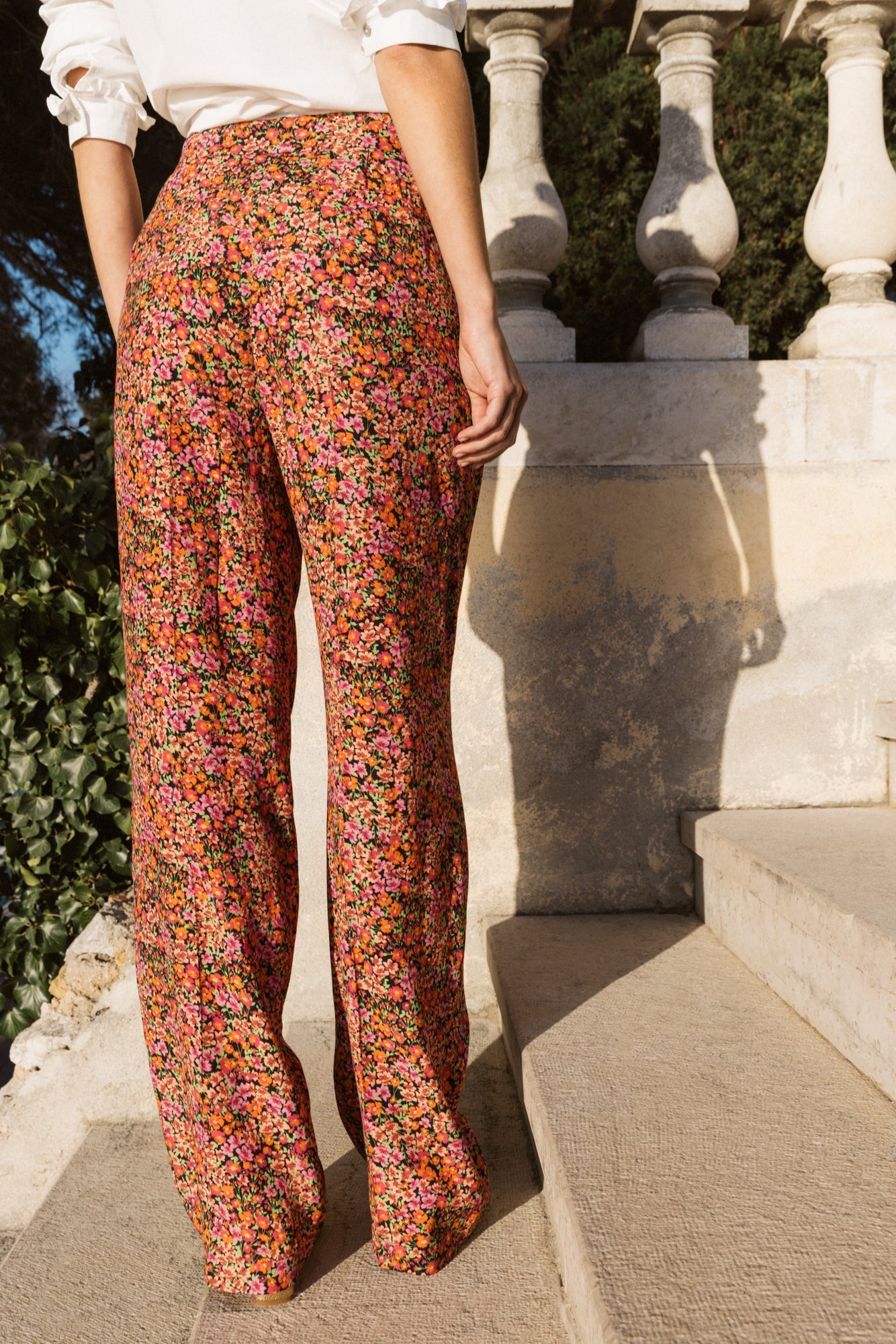 Libre trousers with field flower print