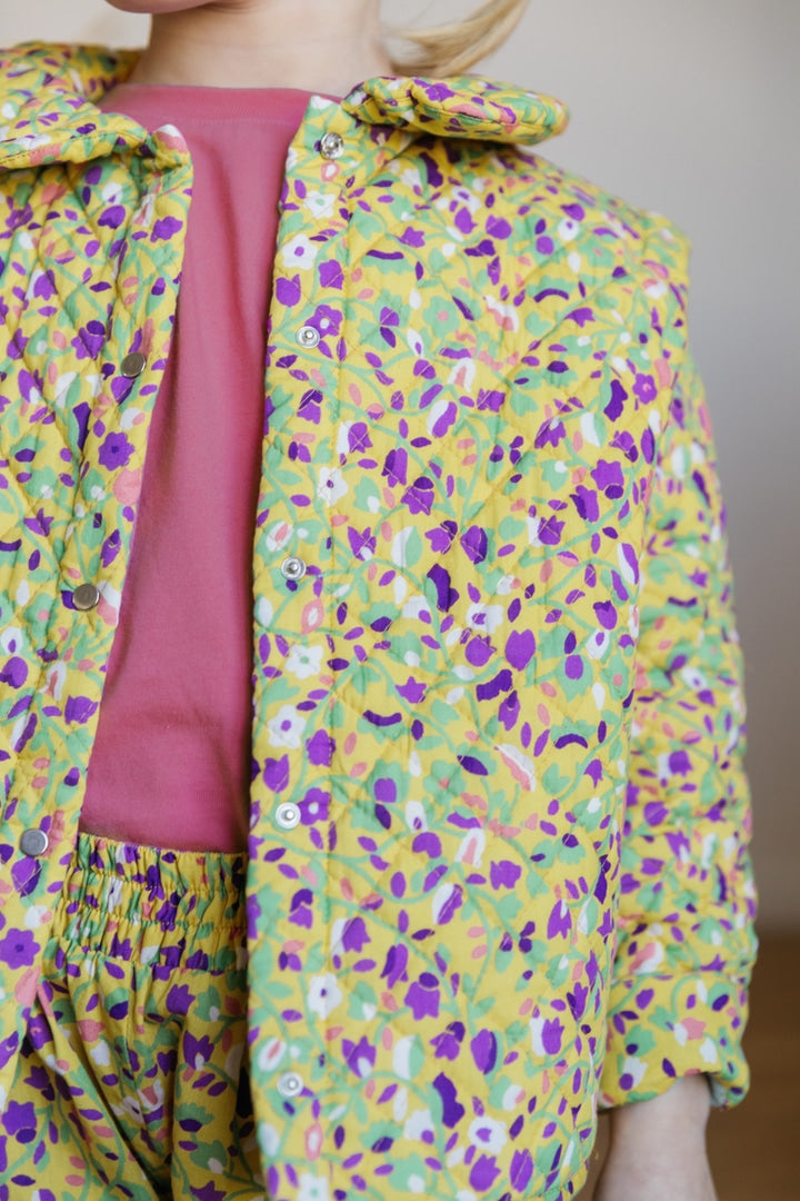 Chance jacket with a myriad of flowers print