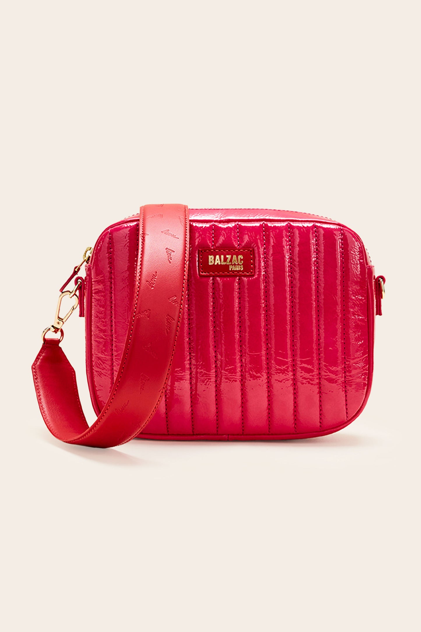 Cesar kiss bag in pink and red varnish