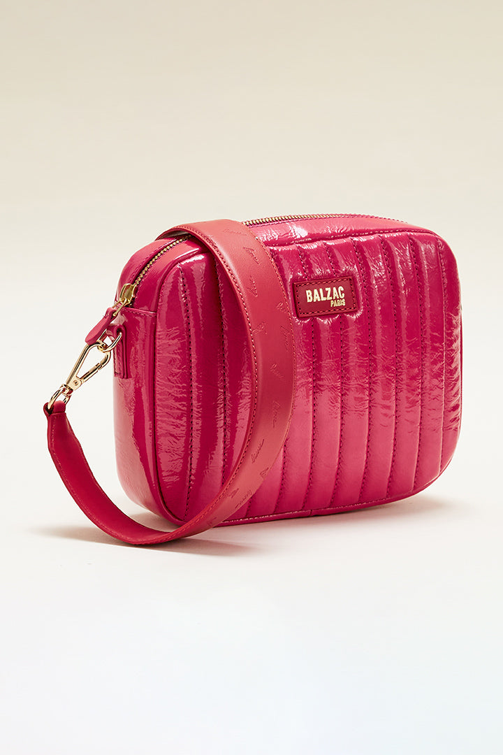 Cesar kiss bag in pink and red varnish