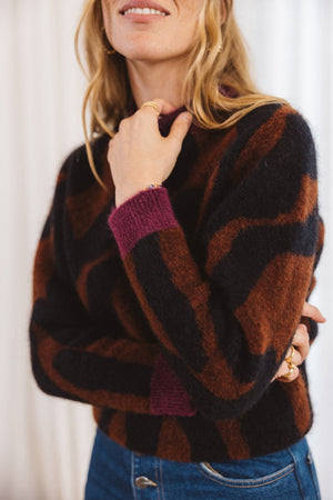 maple print elm sweater