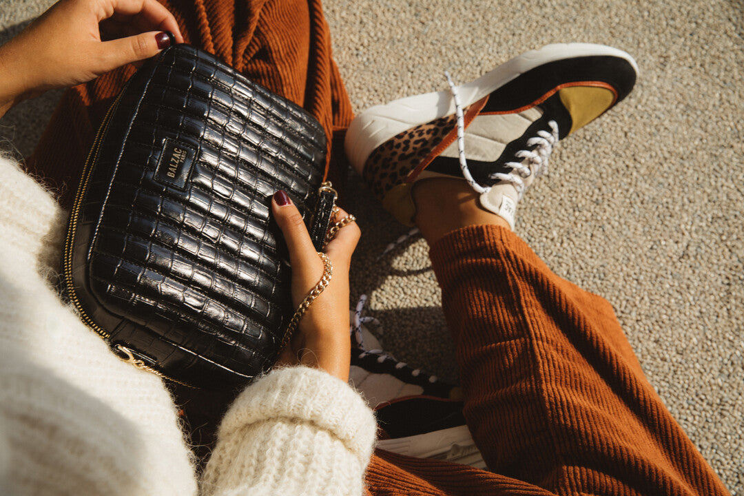 Bag Grand César black embossed
