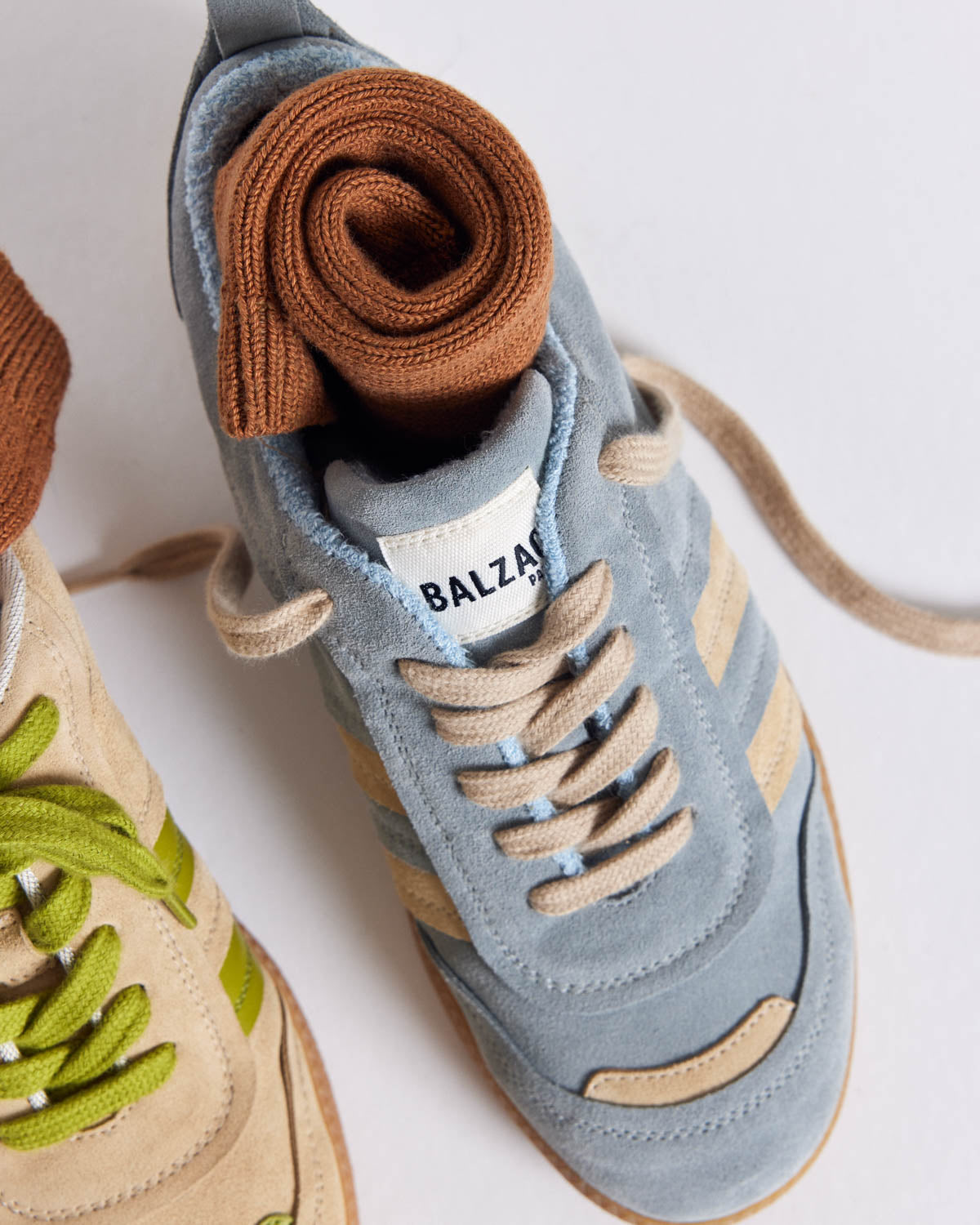 Quinn sneakers in blue and beige