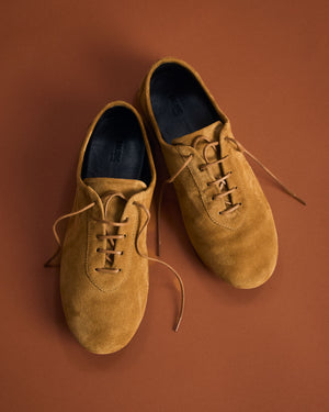 Achille derbies with hazelnut heart tongue