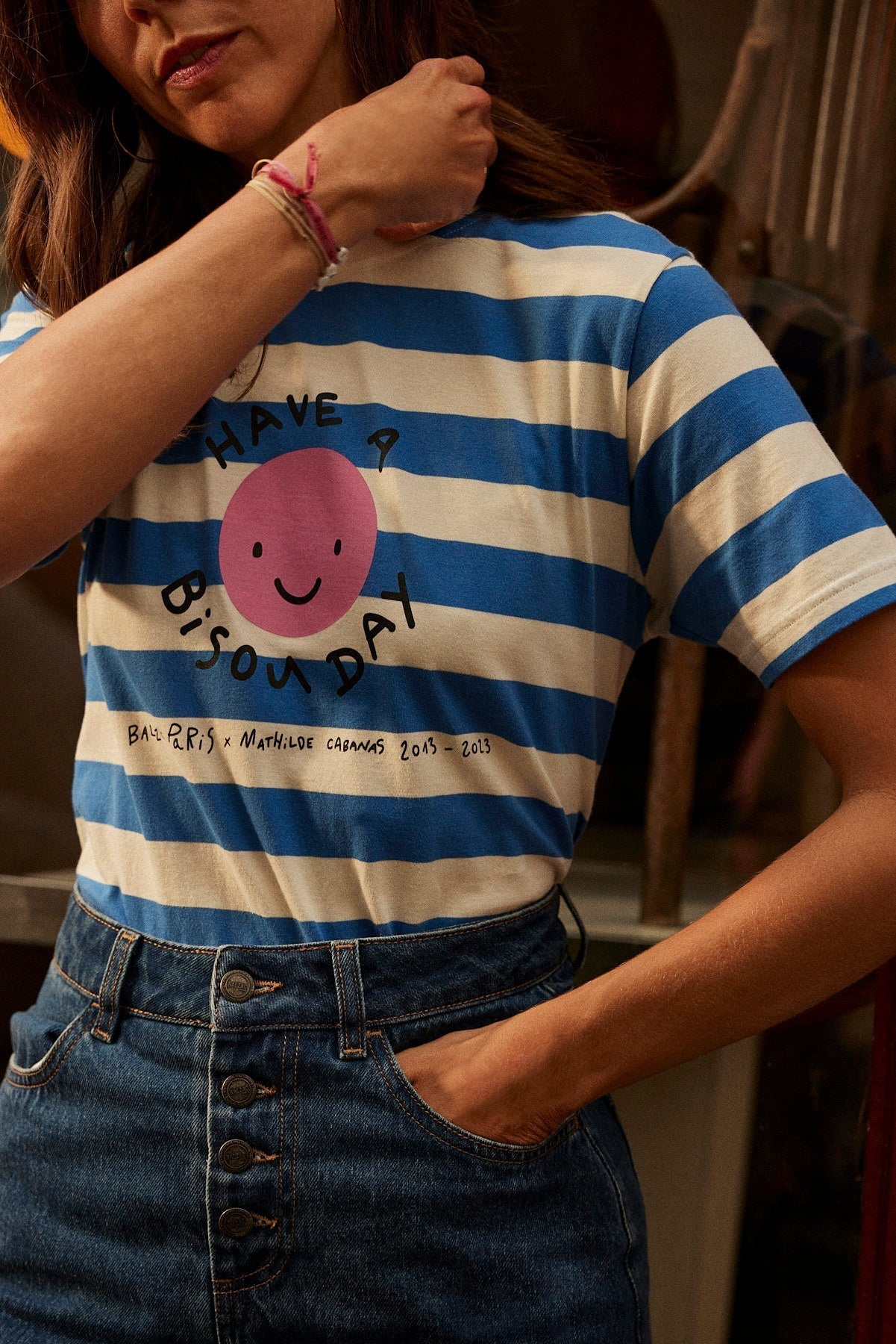 Bree Bisous day t-shirt with blue stripes