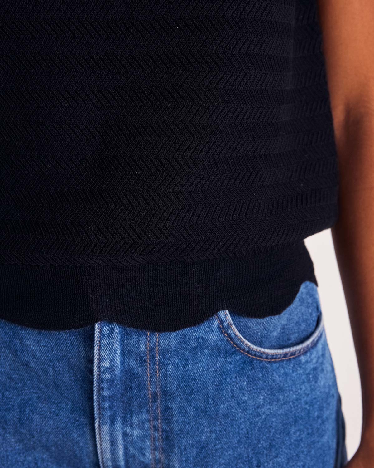 Top Micaelo black