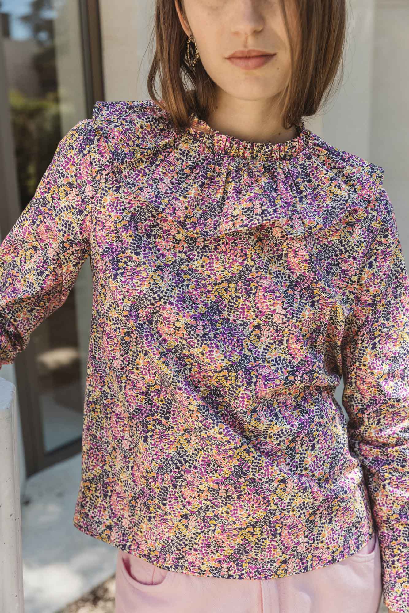 Floral print Pigment blouse