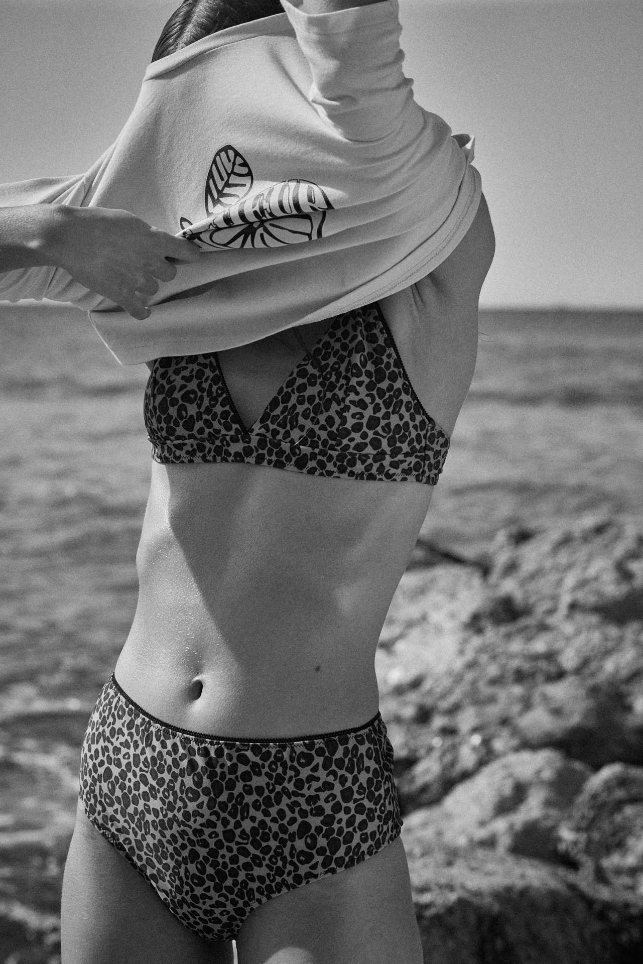 Hem of swimsuit Patchouli leopard