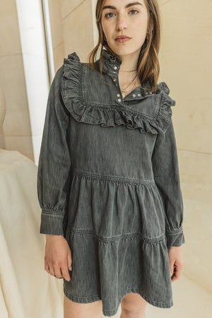 Dress Engraving gray